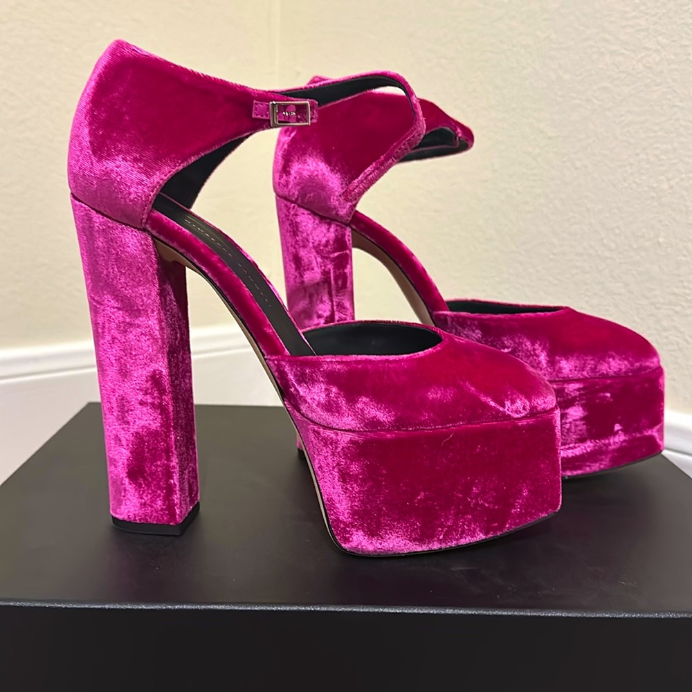 Giuseppe Zanotti Veronica velvet platform pumps